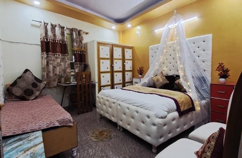 South Extension Hotel | THE DEEP GANESHA INN
