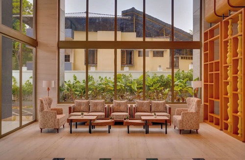 Thiruvananthapuram Hotel | Lemon Tree Premier Thiruvananthapuram