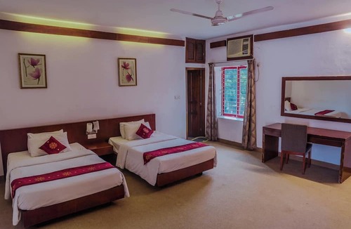 Chittagong Division Hotel | Meghna Shorobor Resort
