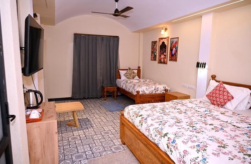 Jamwa Ramgarh Resort | JHAR ARRAVLI RESORT