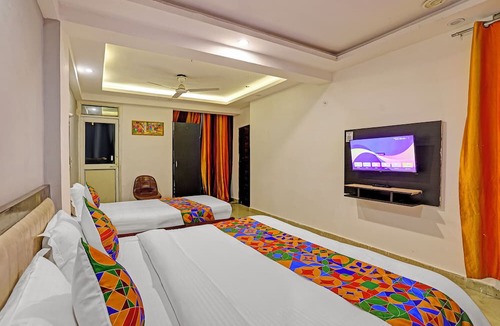 Sector 49 Hotel | Fabhotel Stay Inn I
