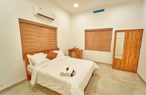 Quilon Villa | Ashtamudi Lake Villa by VOYE HOMES
