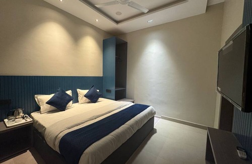 Mayapur Hotel | Hotel Aryan Inn