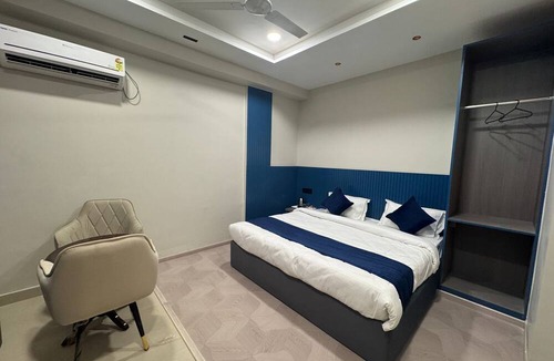 Mayapur Hotel | Hotel Aryan Inn