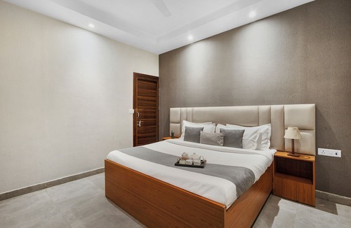 Noida Villa | Alaya Stays Krishna Manor 3BHK With Pool