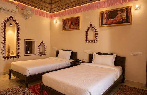 Ratangarh Hotel | Hotel Ratan Mahal Palace