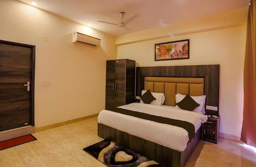 Mahipalpur Extension Hotel | Hotel The Kiara - Complimentary Oneway Airport Transfer