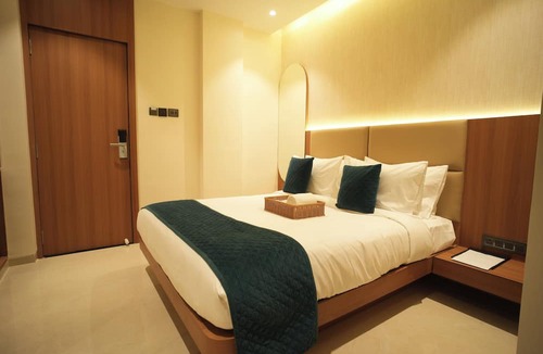 Shirdi Hotel | The Jeevan Inn