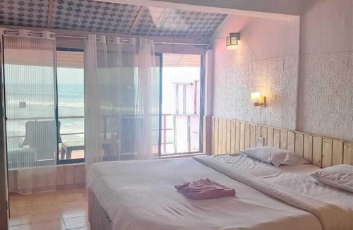 Arambol Hotel | Honey Guest House Restaurant
