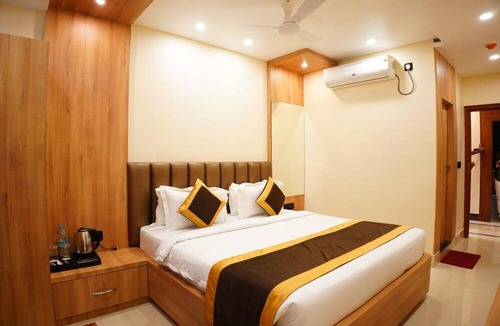 Dhanbad Hotel | Celebration Park