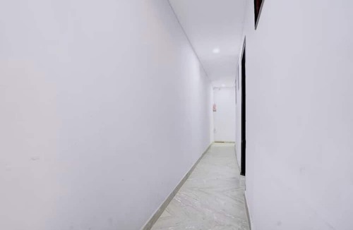 New Delhi Hotel | Starx Signature Plaza Near Karkardooma Metro Station