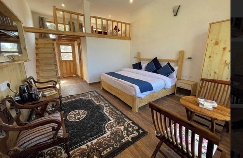 Pangot Hotel | Bagar Trails