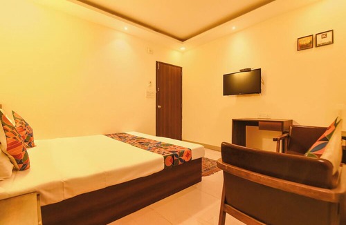 Kolkata Hotel | Fabhotel Motisarai