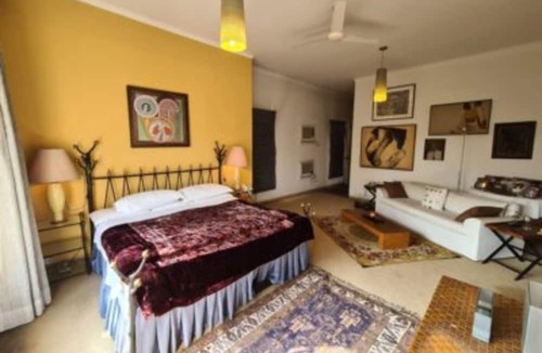 New Delhi Villa | Villa Beau Monde by Deshco Holidays