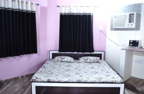 Shri Madhopur House | Shyam Luxurious Huts & Guest House