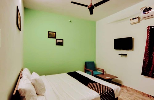 Thanjavur Hotel | Naadi Grand Inn