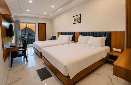 Ambaji Hotel | HOTEL KARDHAR INN