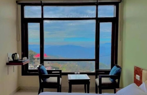 Shoghi Hotel | Hotel The Waypoint Inn