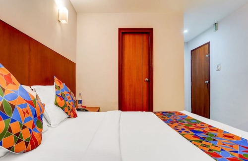 Thalassery Hotel | Fabhotel Holiday Park