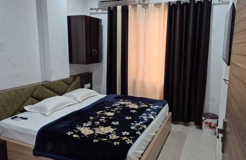 Shri Madhopur Hotel | Shree Hanuman Hotel