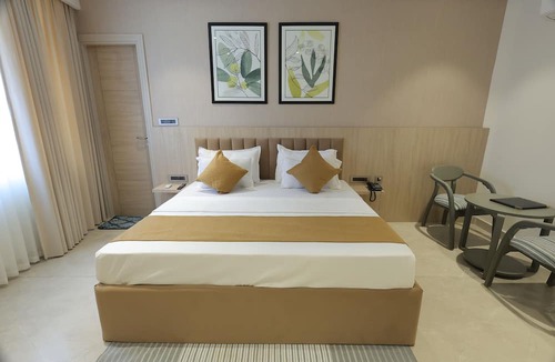 Karnal Hotel | HOTEL DREAMZ
