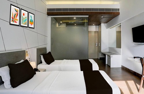 Rajkot House | Super Deluxe Twin Room Hotel Harmony