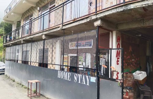 Narkanda Hotel | Bushahri Homestay