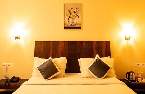 Muttukadu Hotel | Eastin Park