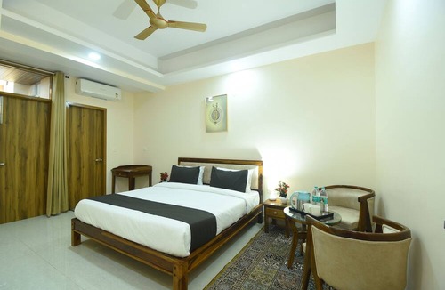 Jaipur Hotel | Hotel Royal Retreat - Business & Leisure Hotel
