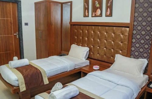 Wadgaon Hotel | Hotel S K Executive