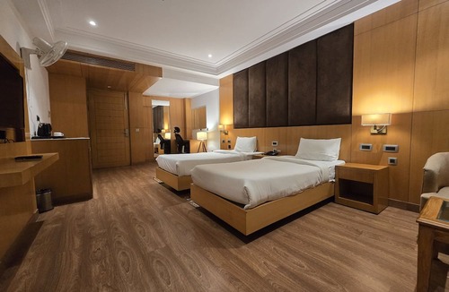 Shahjahanpur Hotel | HOTEL SHEMRON