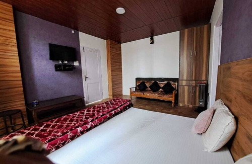 Kumharsain Hotel | Wonder Hill