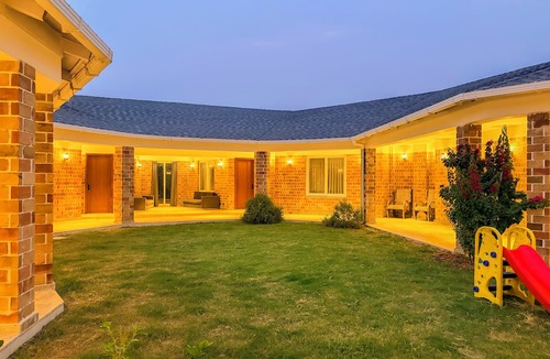 Faridabad House | Spree Farmstay, Faridabad