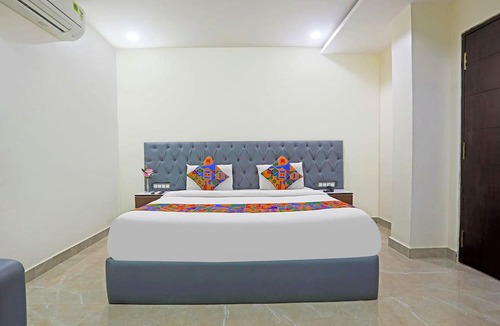 Khammam Hotel | Fabhotel Rr Residency I