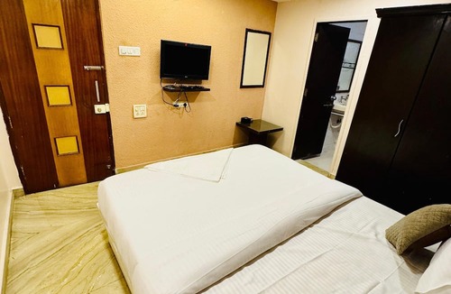 Kalyani Nagar Hotel | Hotel Elite Stay -Kalyani Nagar Pune