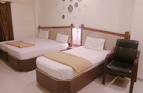Melur Hotel | Temple City lakeinn