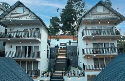 Kunchithanny Resort | EVAARA RESORT