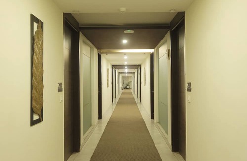 Mahipalpur Extension Hotel | Hotel Cardinal Express Oxmo Delhi Airport