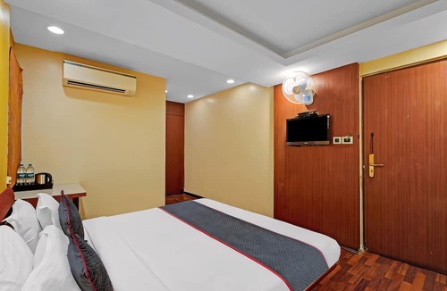 Royapettah Hotel | RG Suites Odin