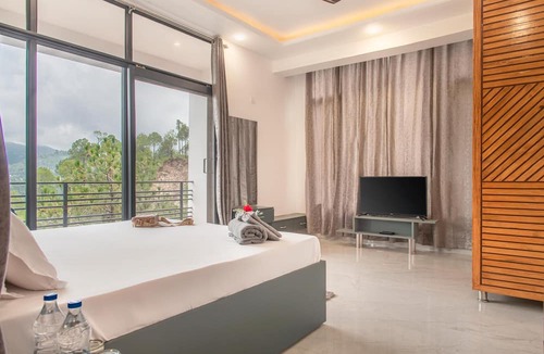 Kumarhatti Bed & Breakfast | Mountain Breeze Hill Crest Kasauli