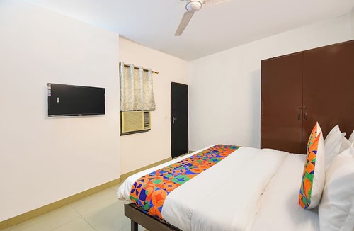 Greater Kailash I Hotel | Via Krishna Residency - Nr. Nehru Place Metro