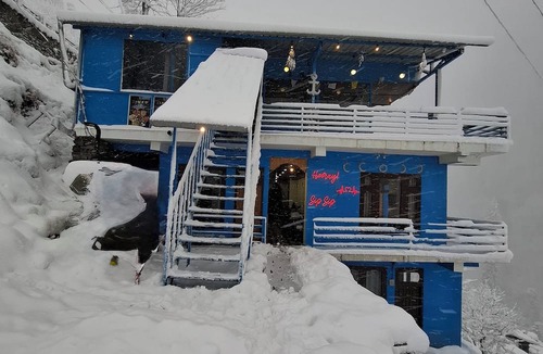 Shoja Hotel | Limbo Cafe & Rooms
