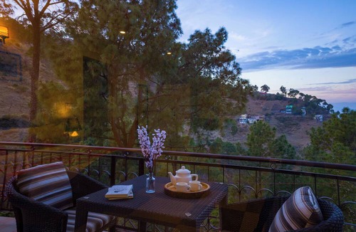Kasauli Apartment | Alaya Stays Captains Nest 3 BHK Retreat With Garden & Scenic Views