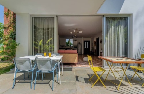 Reis Magos Apartment | Stylish 2BR w Pool Near Candolim and Coco Beach