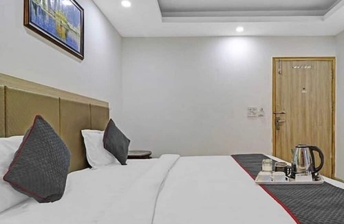 Mahipalpur Extension Hotel | Hotel WTI Modesty