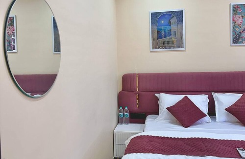 Jagatpura Hotel | The Velvet Stay