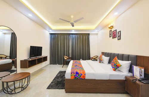 Gurugram Hotel | Fabhotel Rr Premium