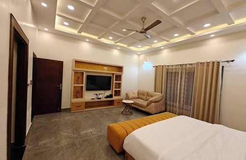 Dehradun Villa | The Paradise - Luxury 3BR Villa Near the Airport in Dehradun