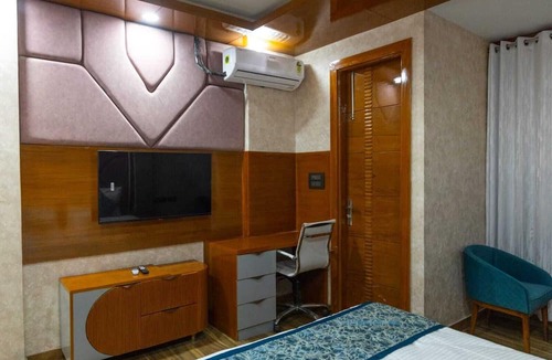 DLF Phase 3 Apartment | Platinum Service Apartment DLF Phase 3