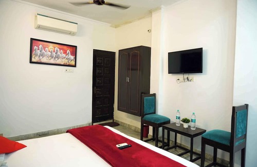 Nizamuddin East Hotel | Surya inn